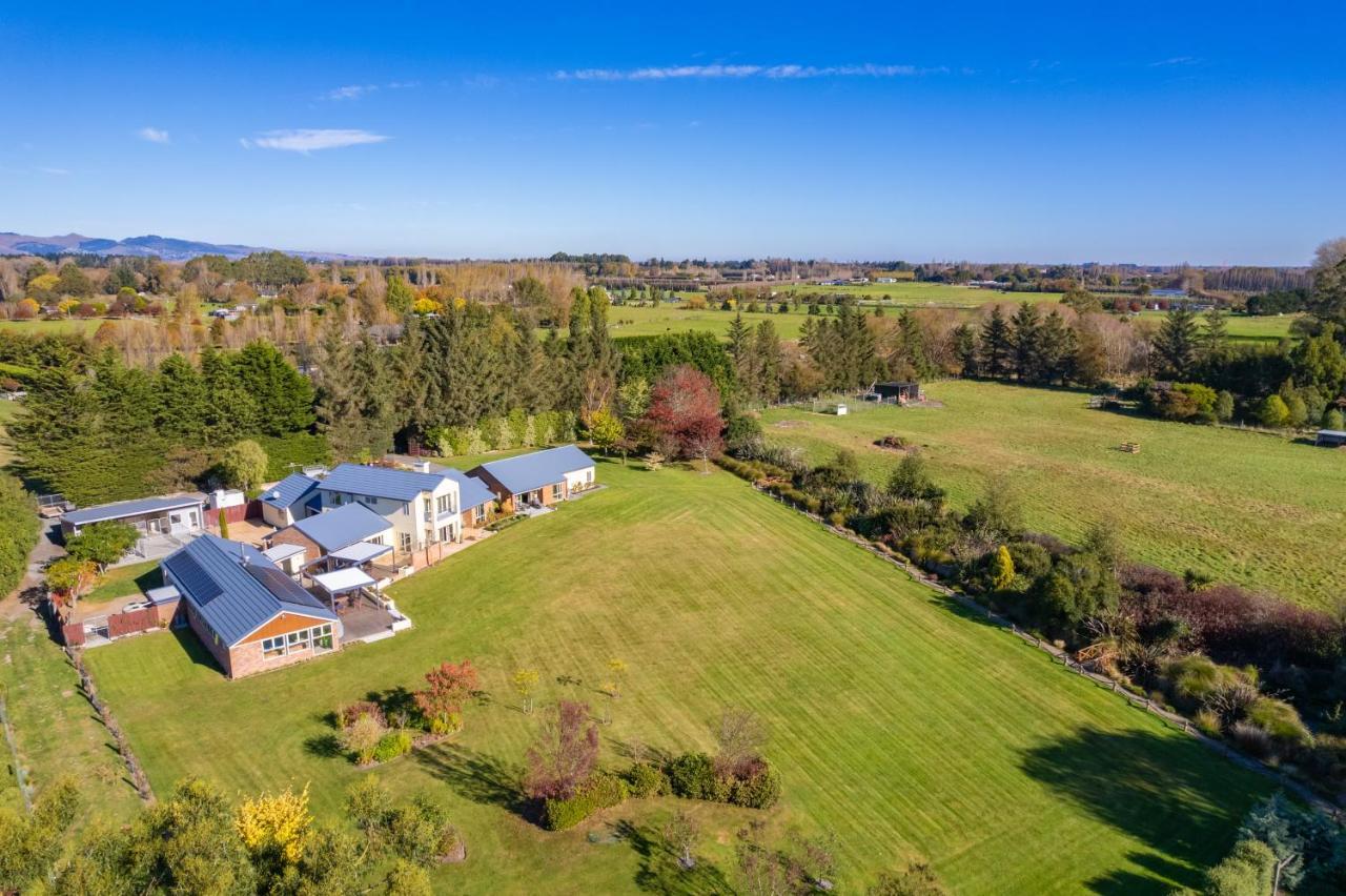 The Meadows Villa Christchurch Exterior foto