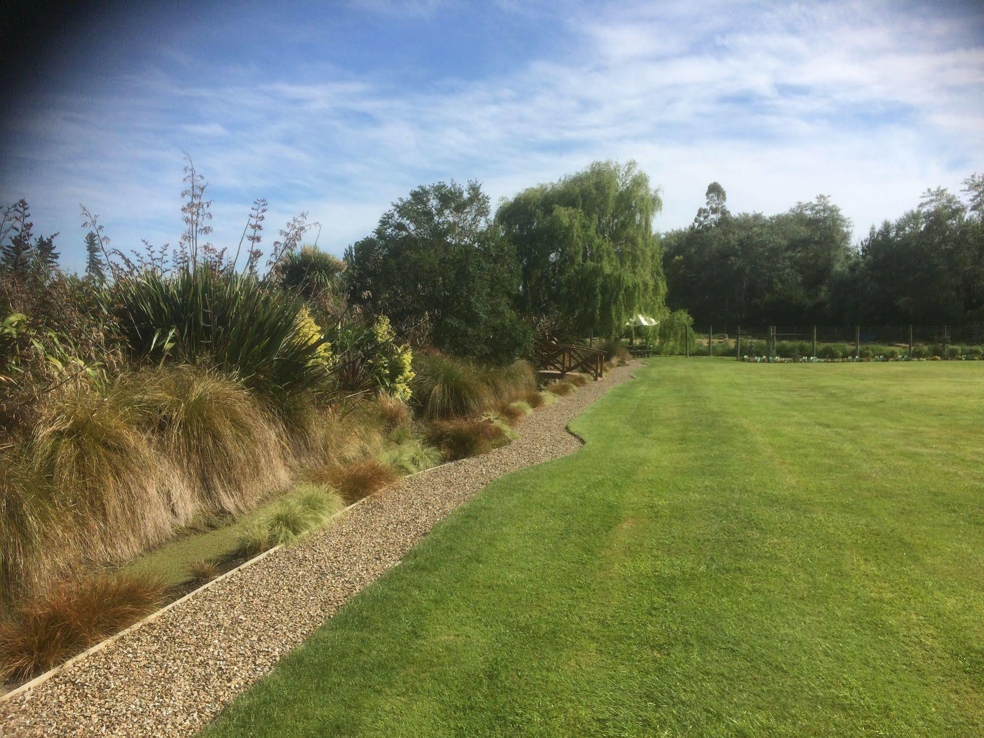 The Meadows Villa Christchurch Exterior foto