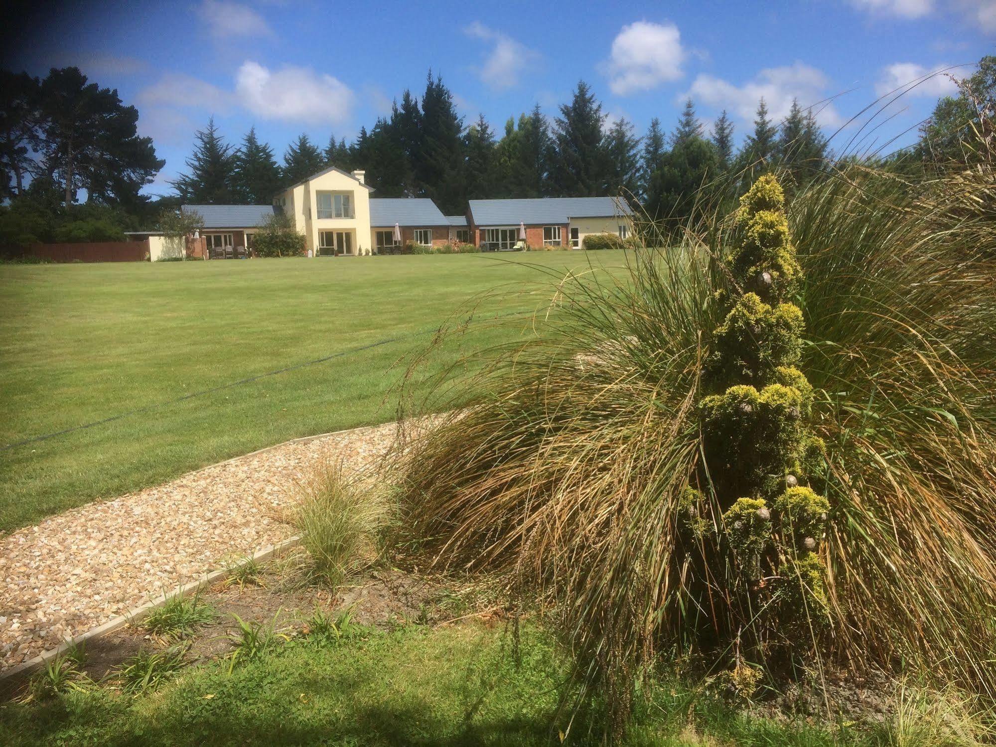 The Meadows Villa Christchurch Exterior foto